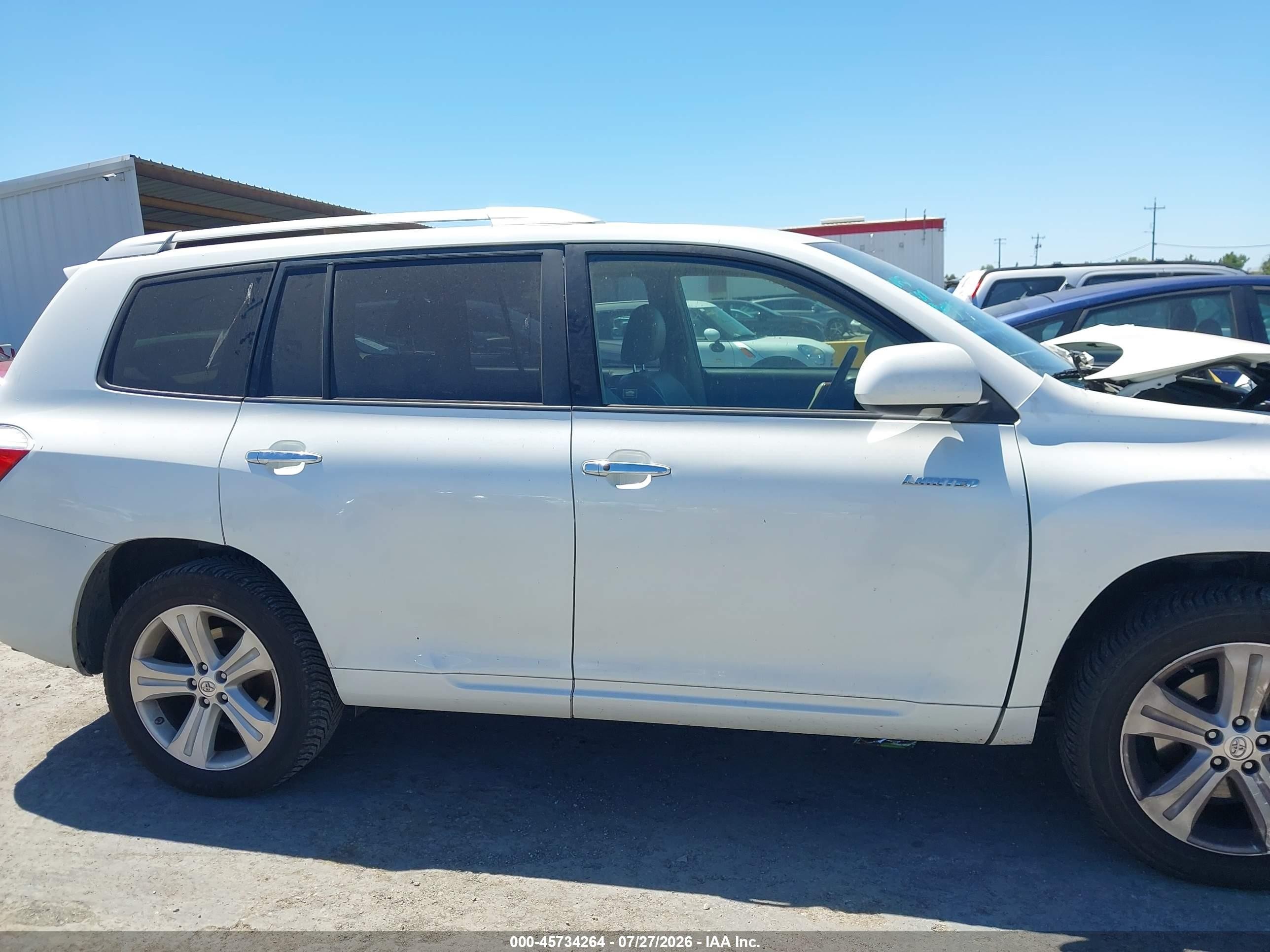 2009 Toyota Highlander Limited White vin: JTEES42A992149923