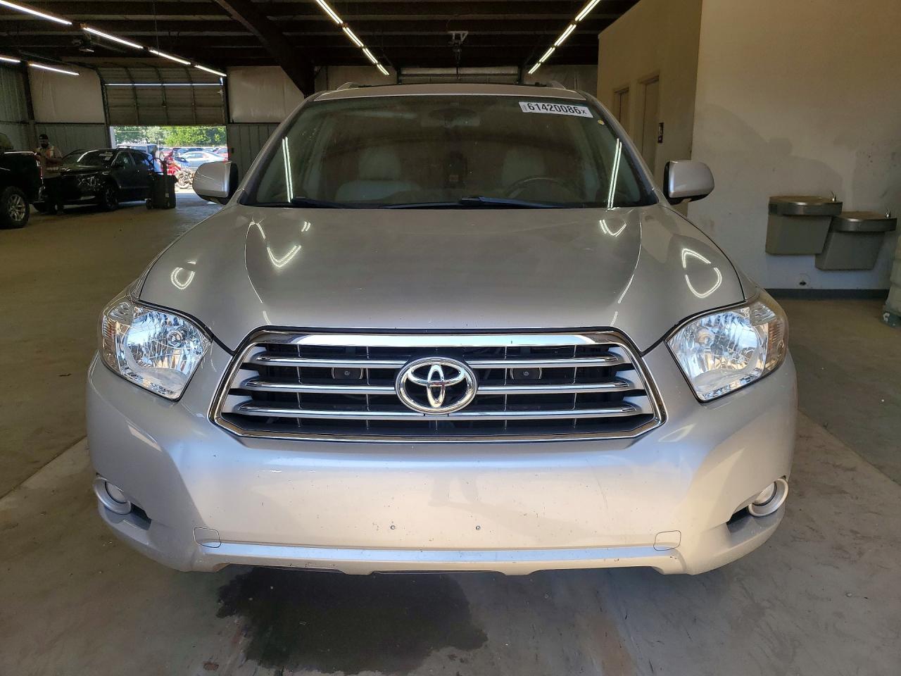 2008 Toyota Highlander Limited Silver vin: JTEES42AX82034679