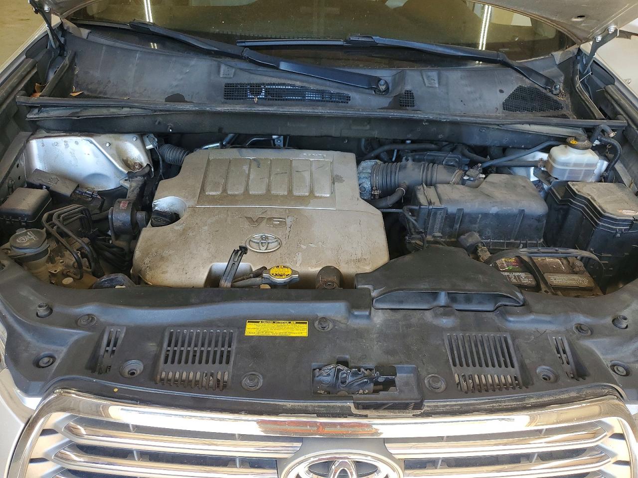 2008 Toyota Highlander Limited Silver vin: JTEES42AX82034679