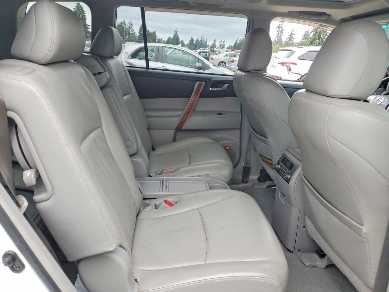 2008 Toyota Highlander Limited Белый vin: JTEES42AX82095126