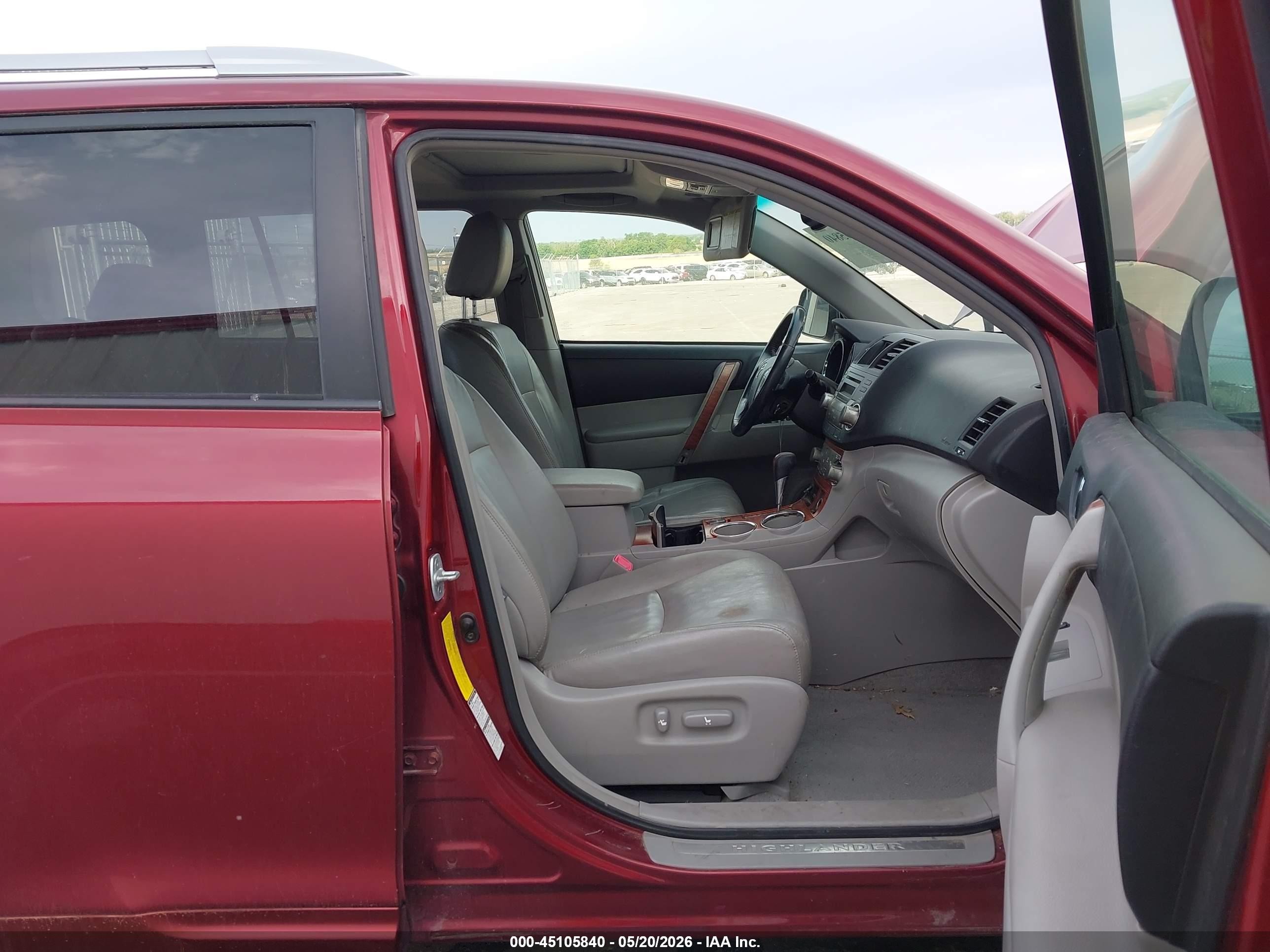 2009 Toyota Highlander Limited Red vin: JTEES42AX92110791