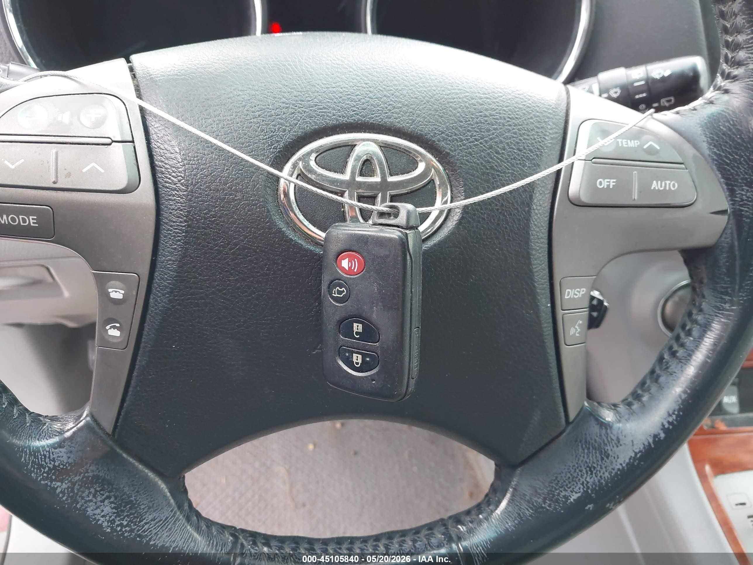 2009 Toyota Highlander Limited Red vin: JTEES42AX92110791