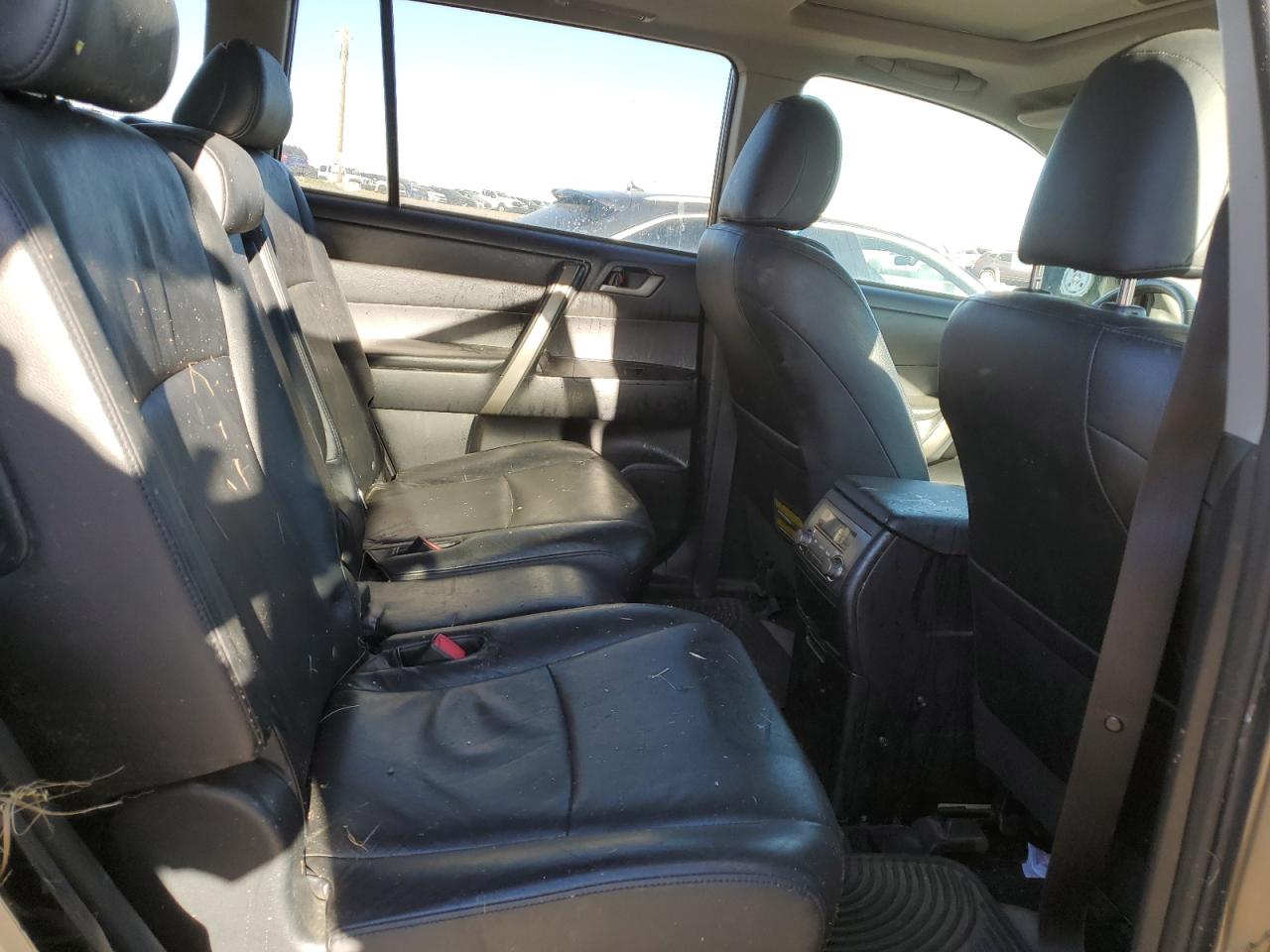 2008 Toyota Highlander Sport Gold vin: JTEES43A082032552
