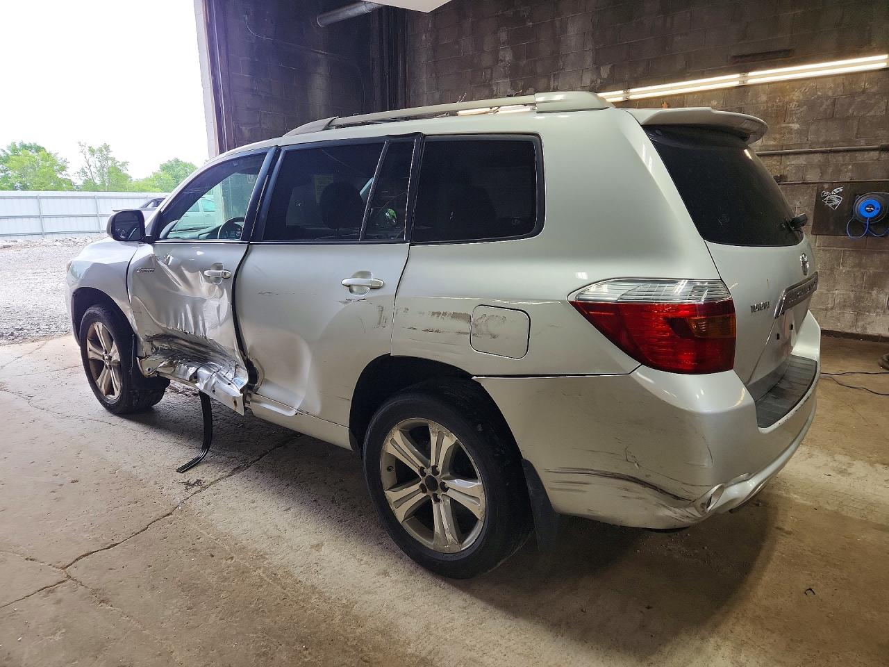 2008 Toyota Highlander Sport Серебряный vin: JTEES43A082040148