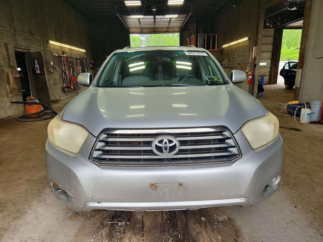 2008 Toyota Highlander Sport Серебряный vin: JTEES43A082040148