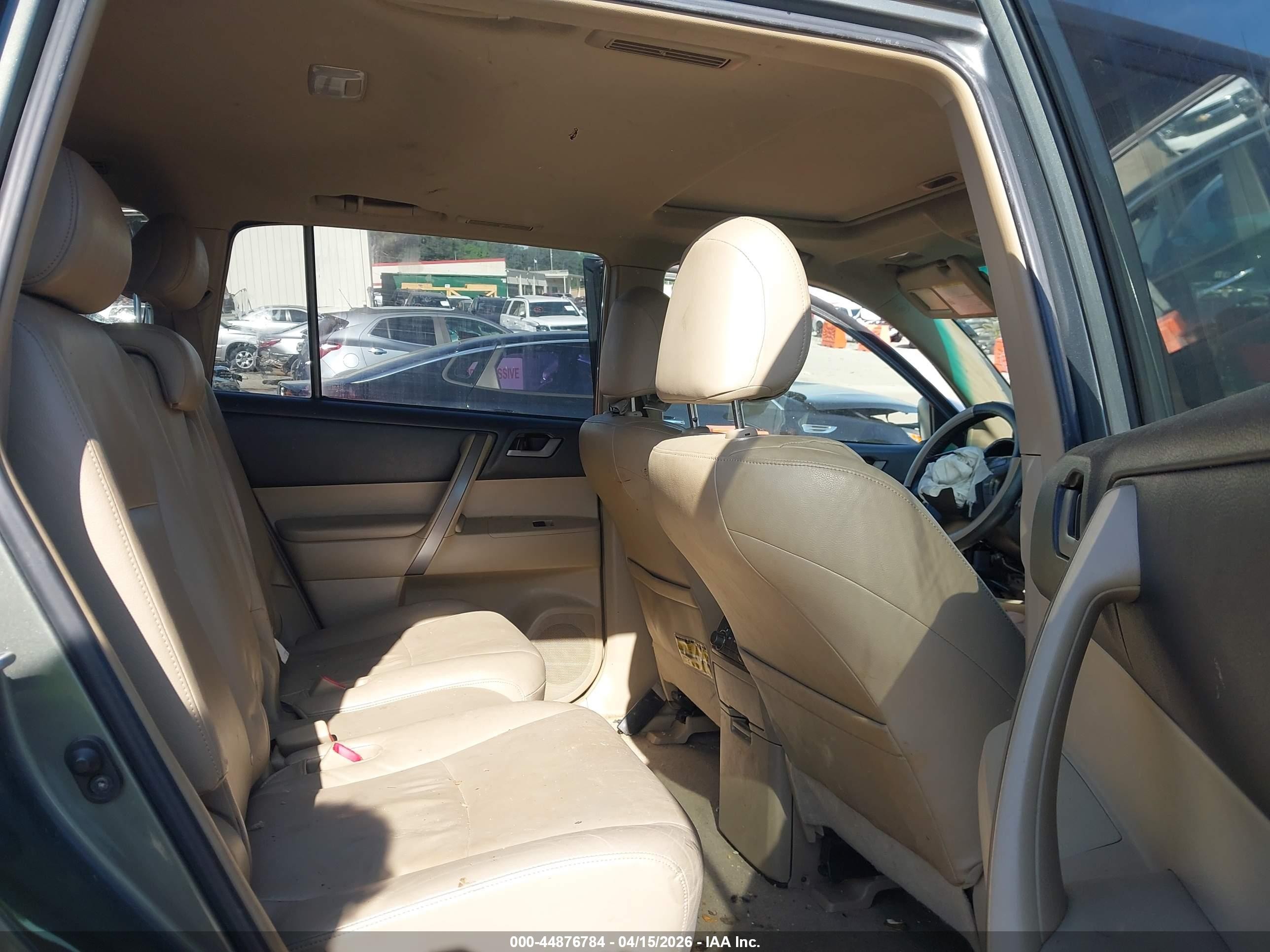 2008 Toyota Highlander Sport Green vin: JTEES43A182015176