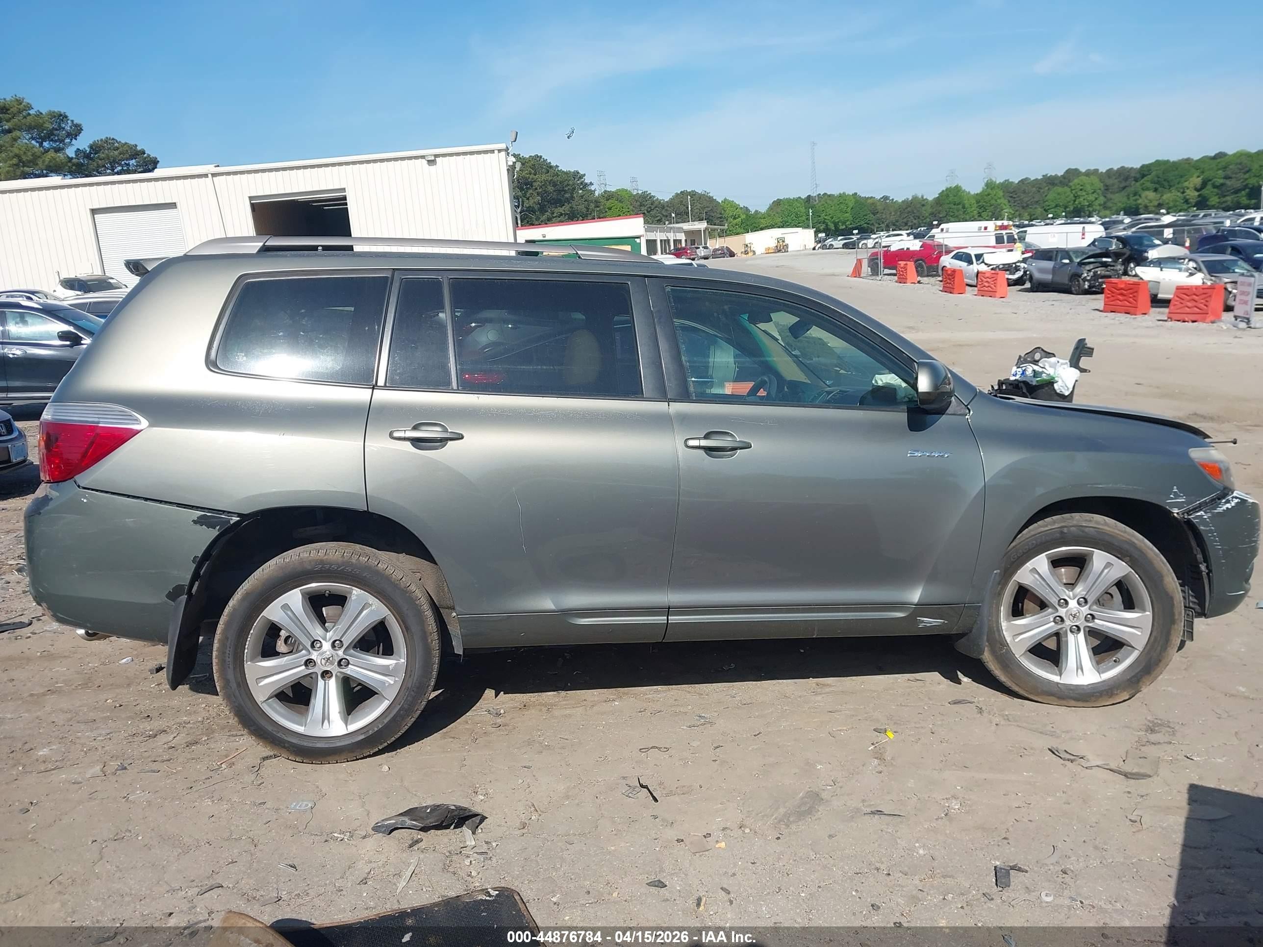 2008 Toyota Highlander Sport Green vin: JTEES43A182015176