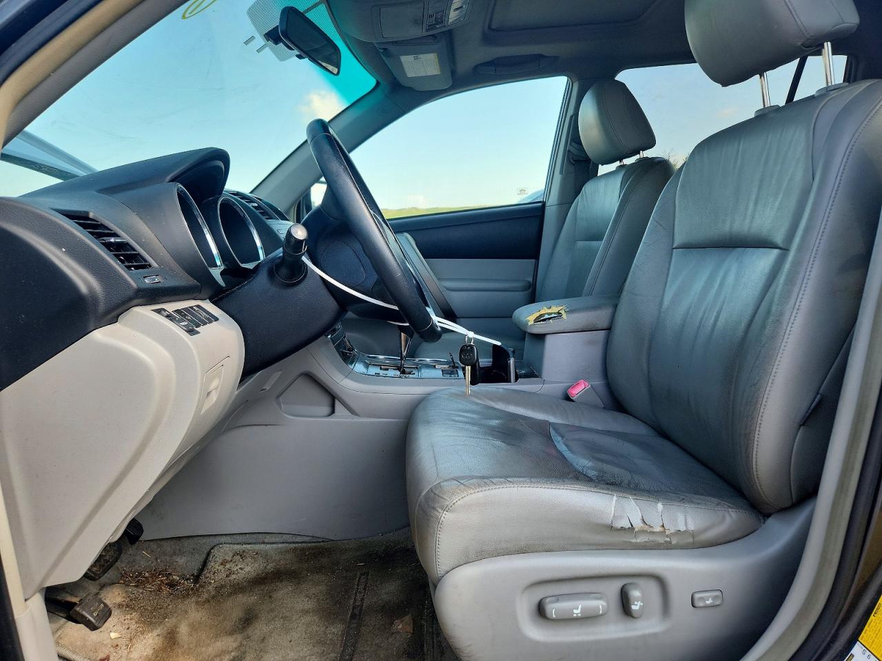 2008 Toyota Highlander Sport Gray vin: JTEES43A282011024