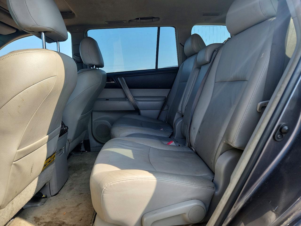 2008 Toyota Highlander Sport Gray vin: JTEES43A282011024