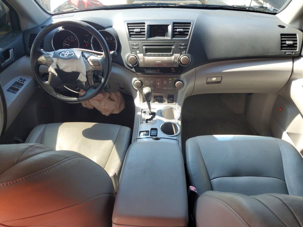 2008 Toyota Highlander Sport Black vin: JTEES43A282091652