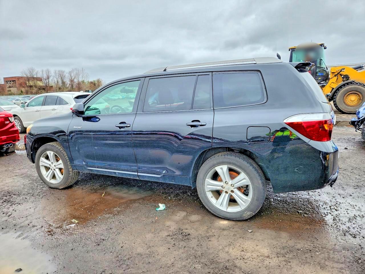2008 Toyota Highlander Sport Black vin: JTEES43A282097449