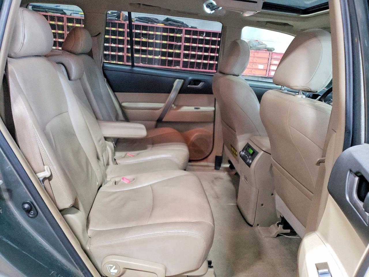 2008 Toyota Highlander Sport Угольный vin: JTEES43A282098391