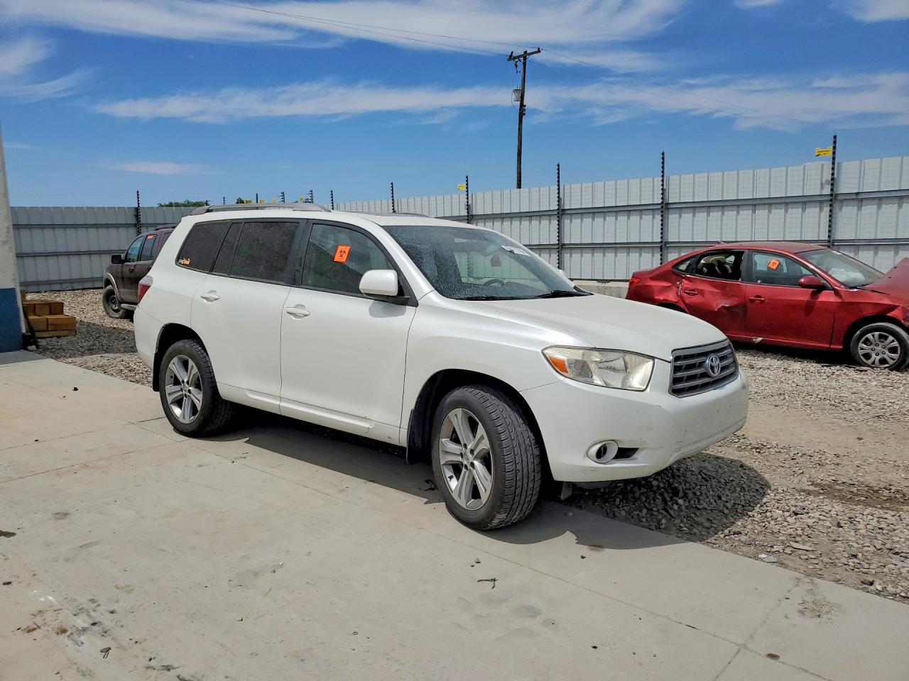 2008 Toyota Highlander Sport White vin: JTEES43A382021903