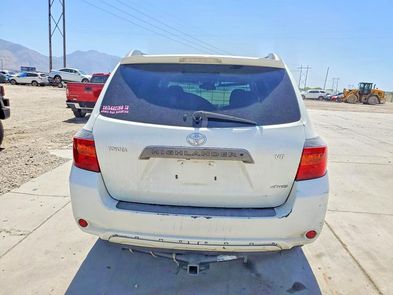 2008 Toyota Highlander Sport White vin: JTEES43A382021903