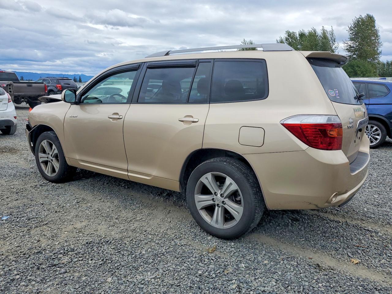 2008 Toyota Highlander Sport Gold vin: JTEES43A482018556