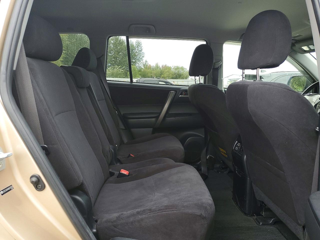 2008 Toyota Highlander Sport Gold vin: JTEES43A482018556