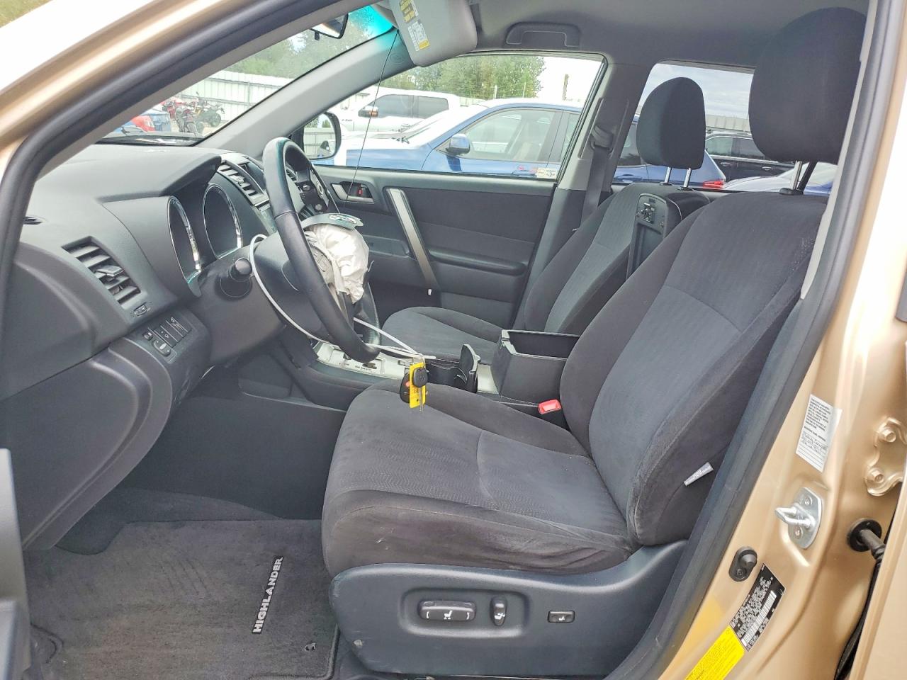 2008 Toyota Highlander Sport Gold vin: JTEES43A482018556
