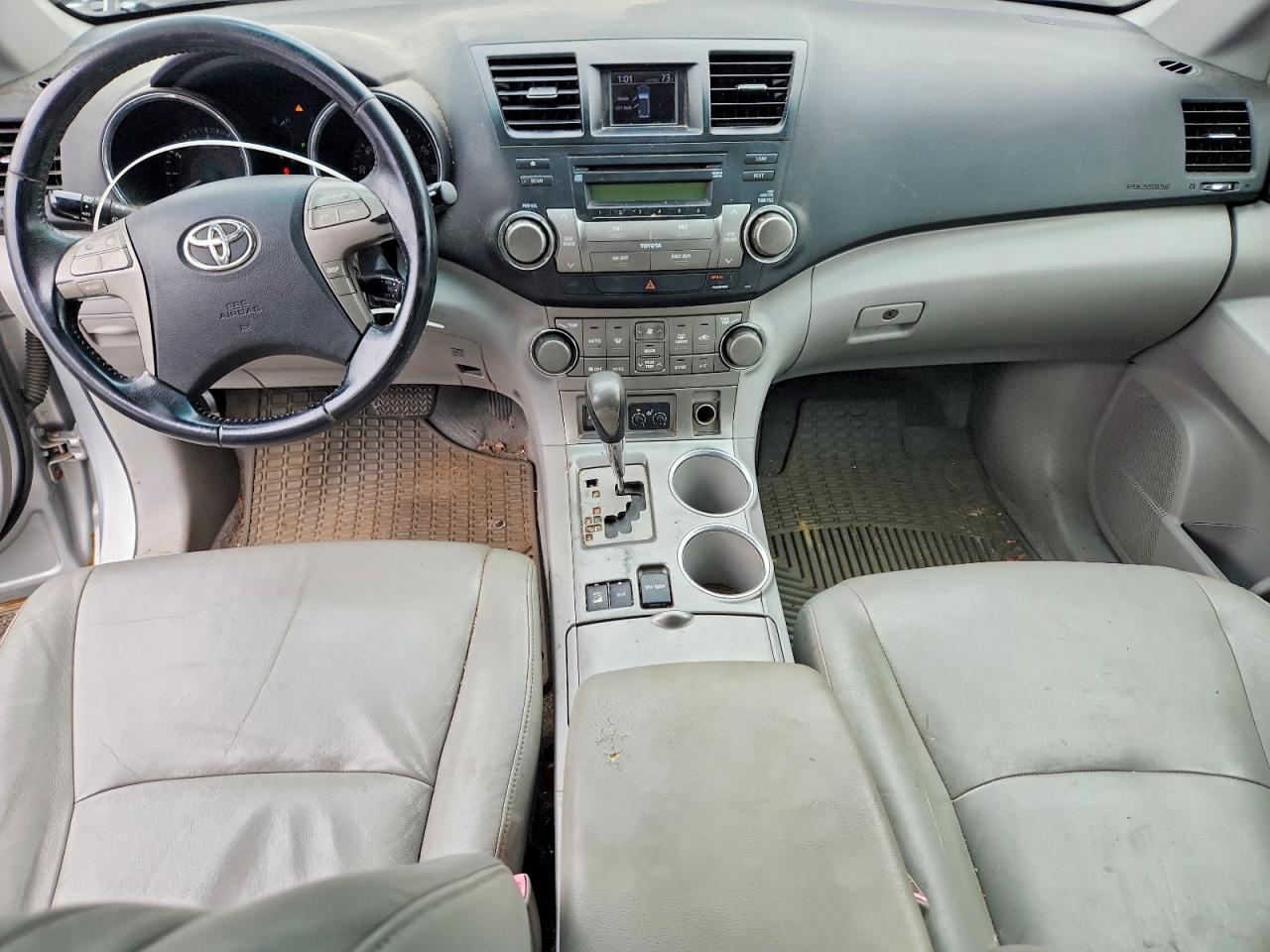2008 Toyota Highlander Sport Silver vin: JTEES43A482064811
