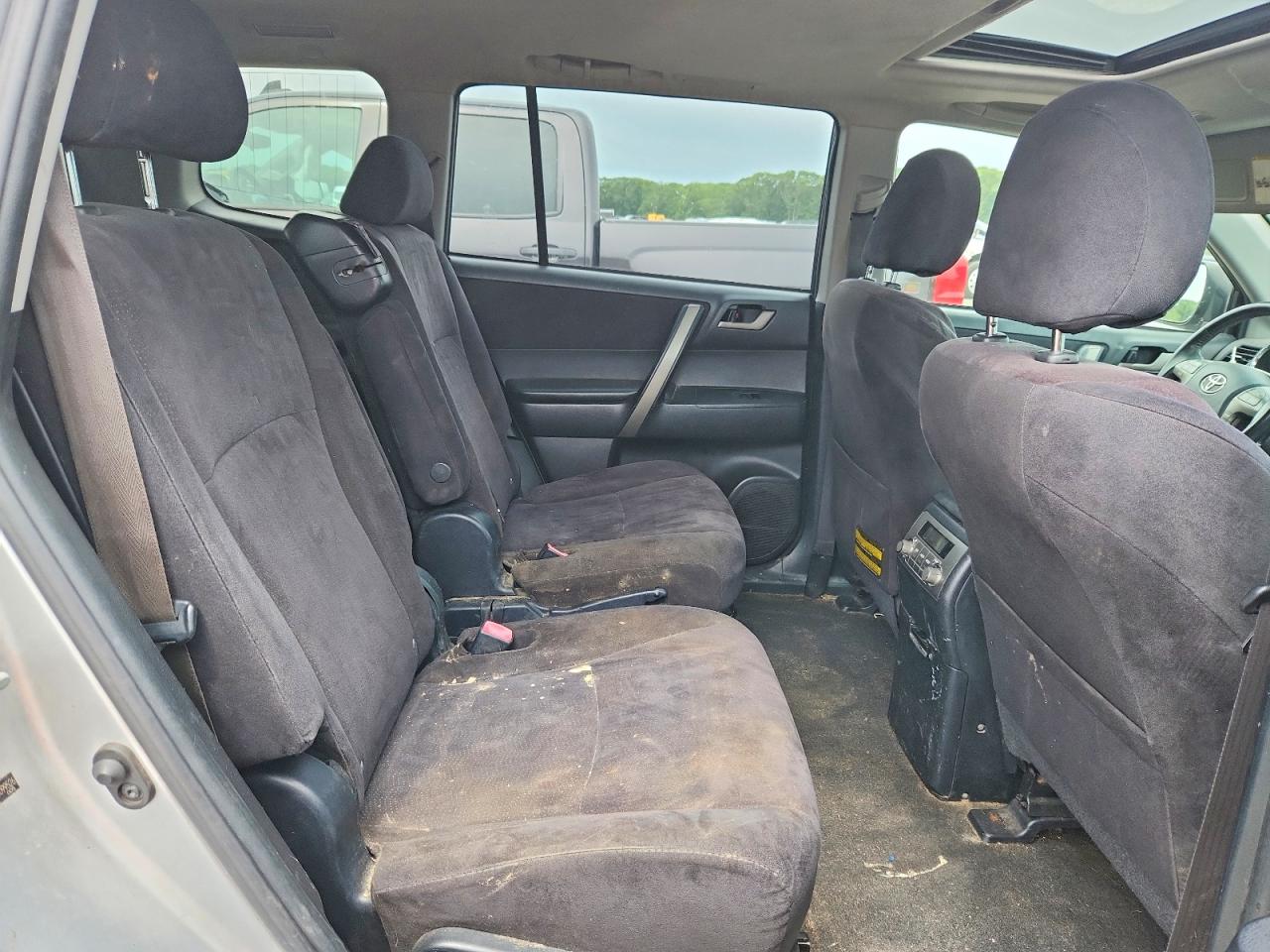2008 Toyota Highlander Sport Silver vin: JTEES43A482099526