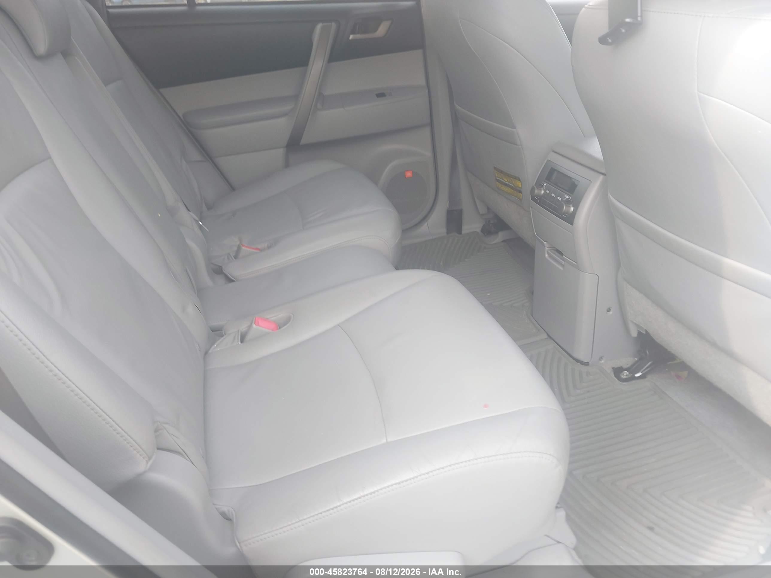 2009 Toyota Highlander Sport Silver vin: JTEES43A492147205
