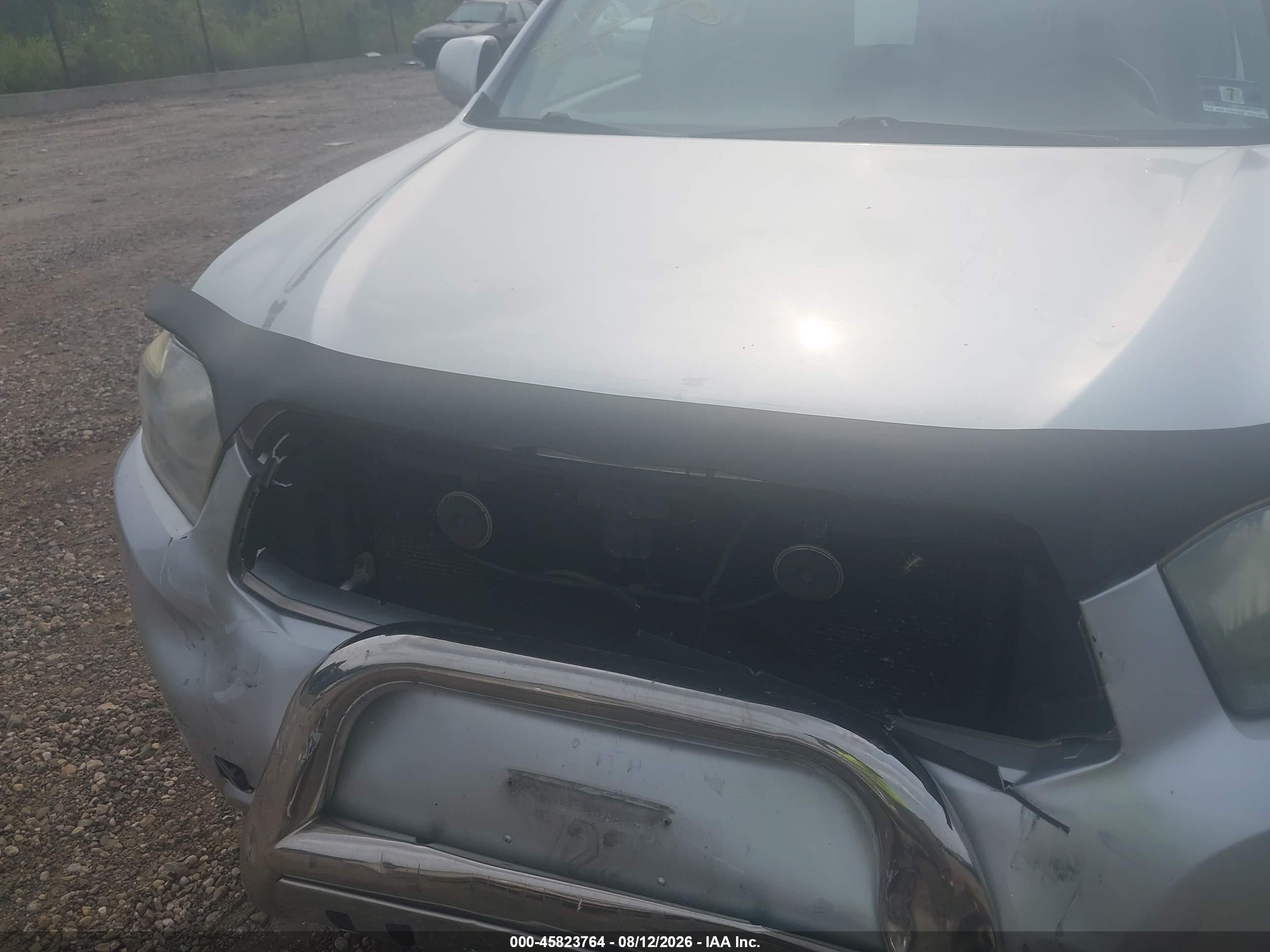 2009 Toyota Highlander Sport Silver vin: JTEES43A492147205