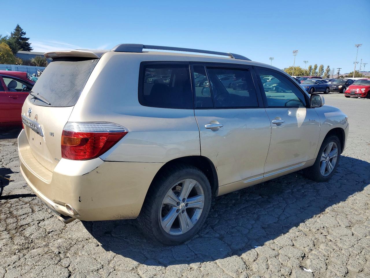 2008 Toyota Highlander Sport Золотой vin: JTEES43A582064056