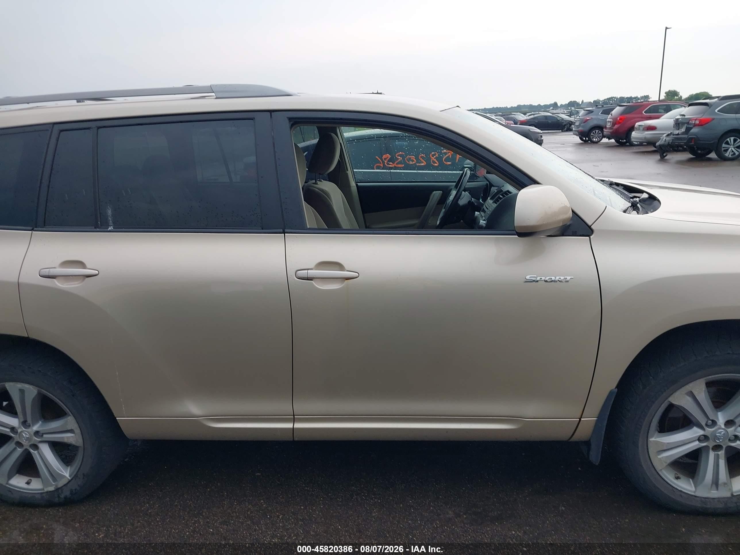 2008 Toyota Highlander Sport Gold vin: JTEES43A582094142