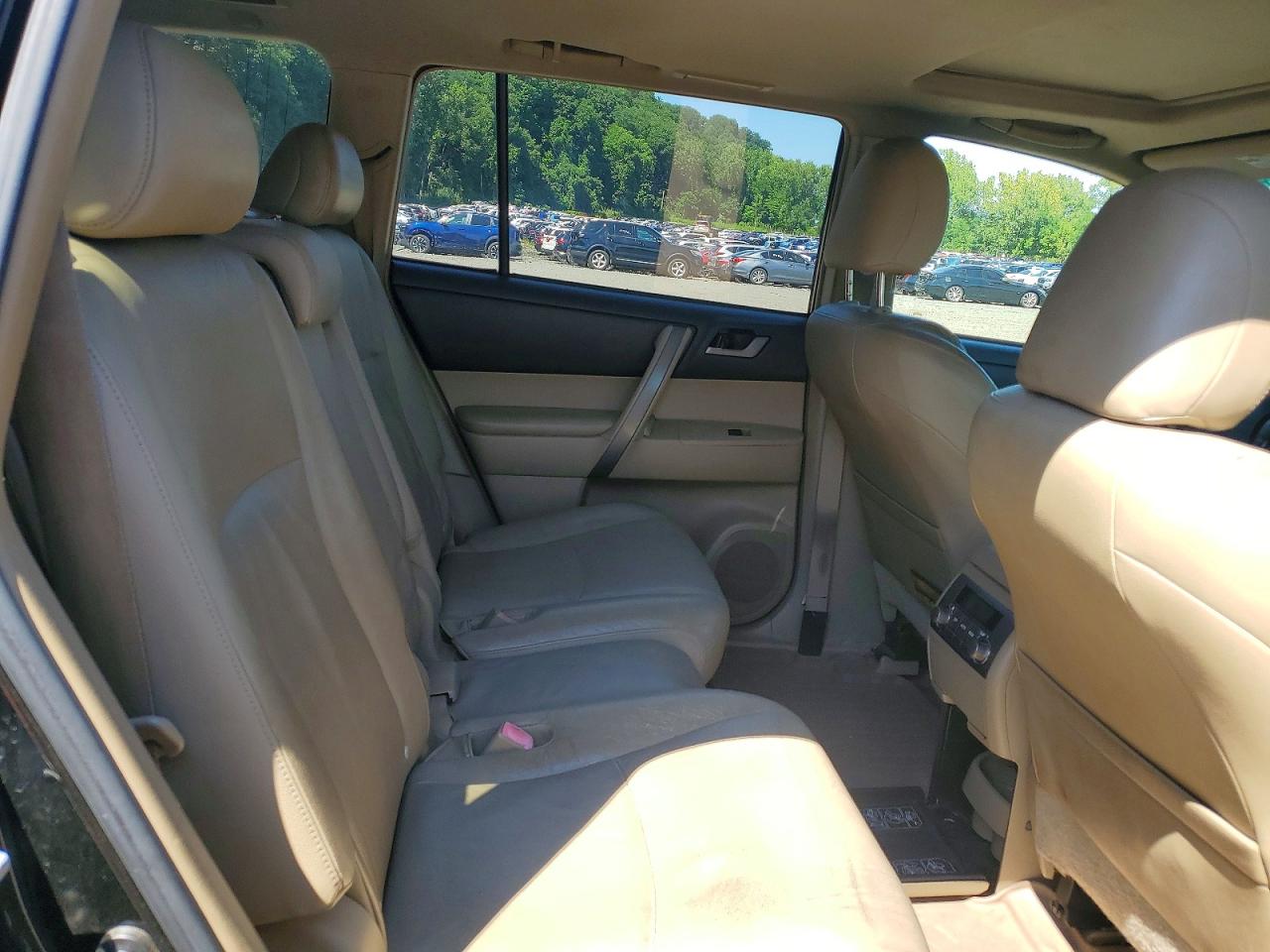 2008 Toyota Highlander Sport Black vin: JTEES43A682016033