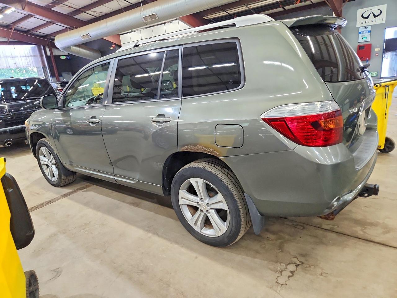2008 Toyota Highlander Sport Green vin: JTEES43A682081075