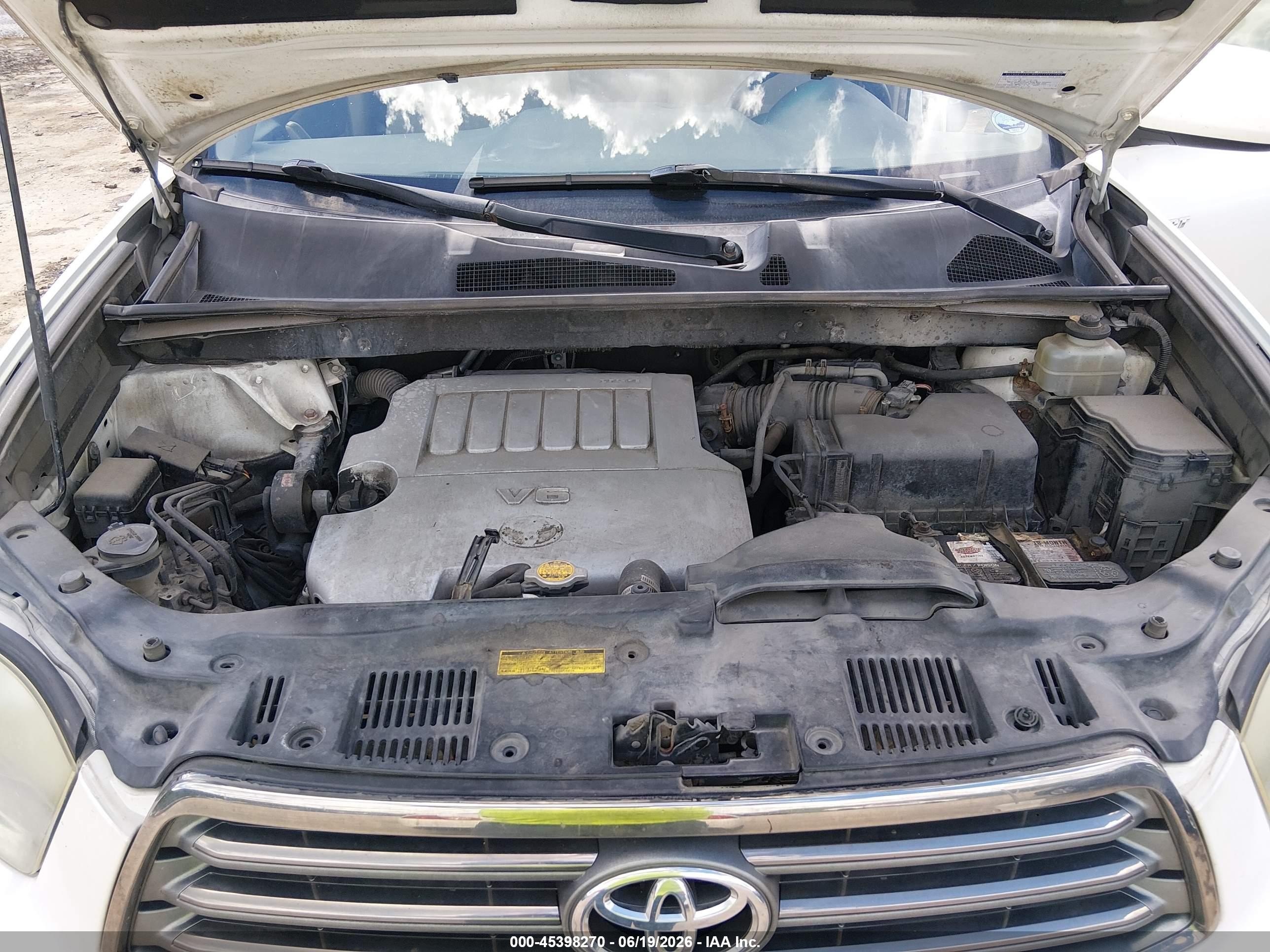 2008 Toyota Highlander Sport White vin: JTEES43A782015487