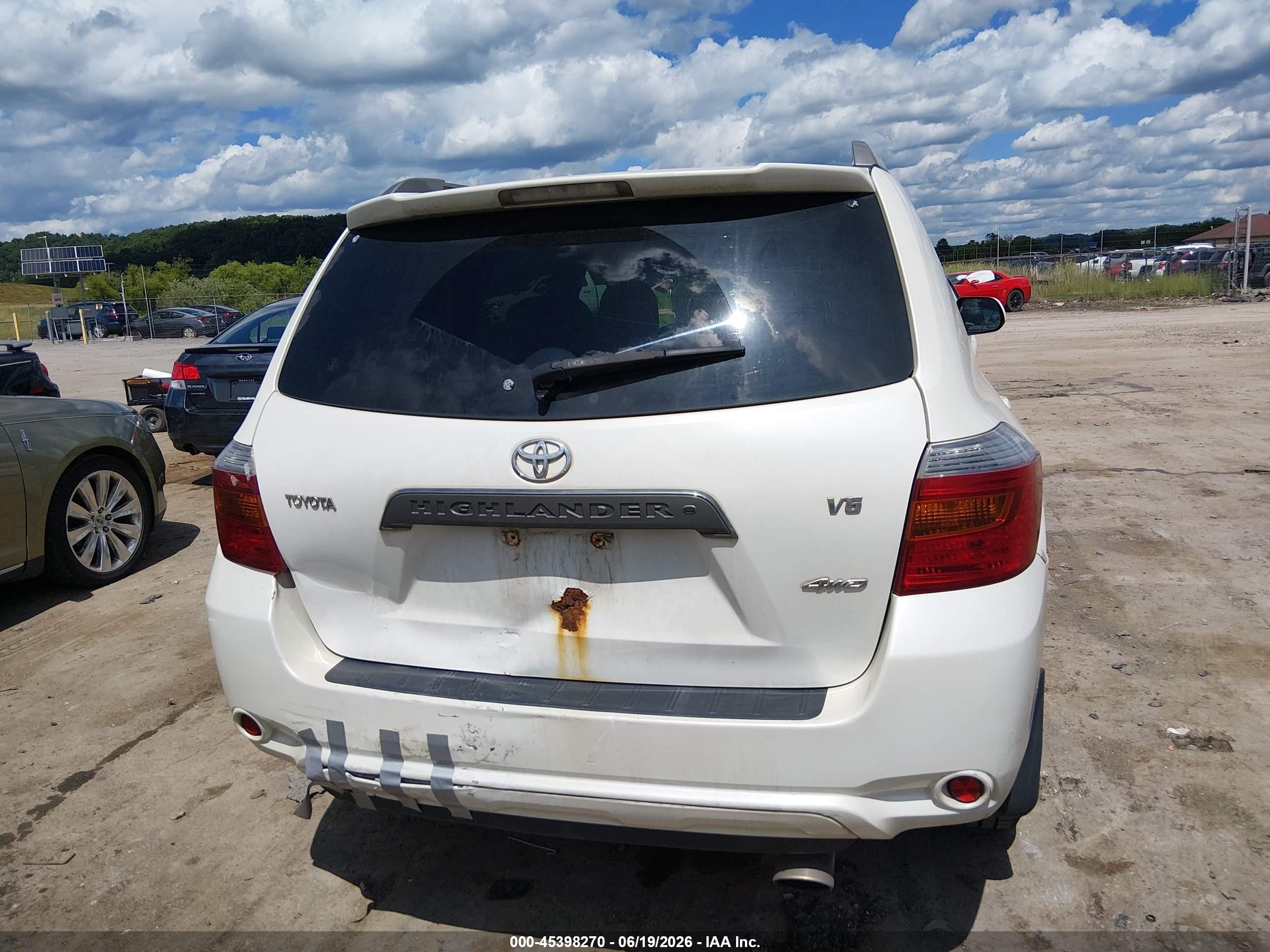 2008 Toyota Highlander Sport White vin: JTEES43A782015487