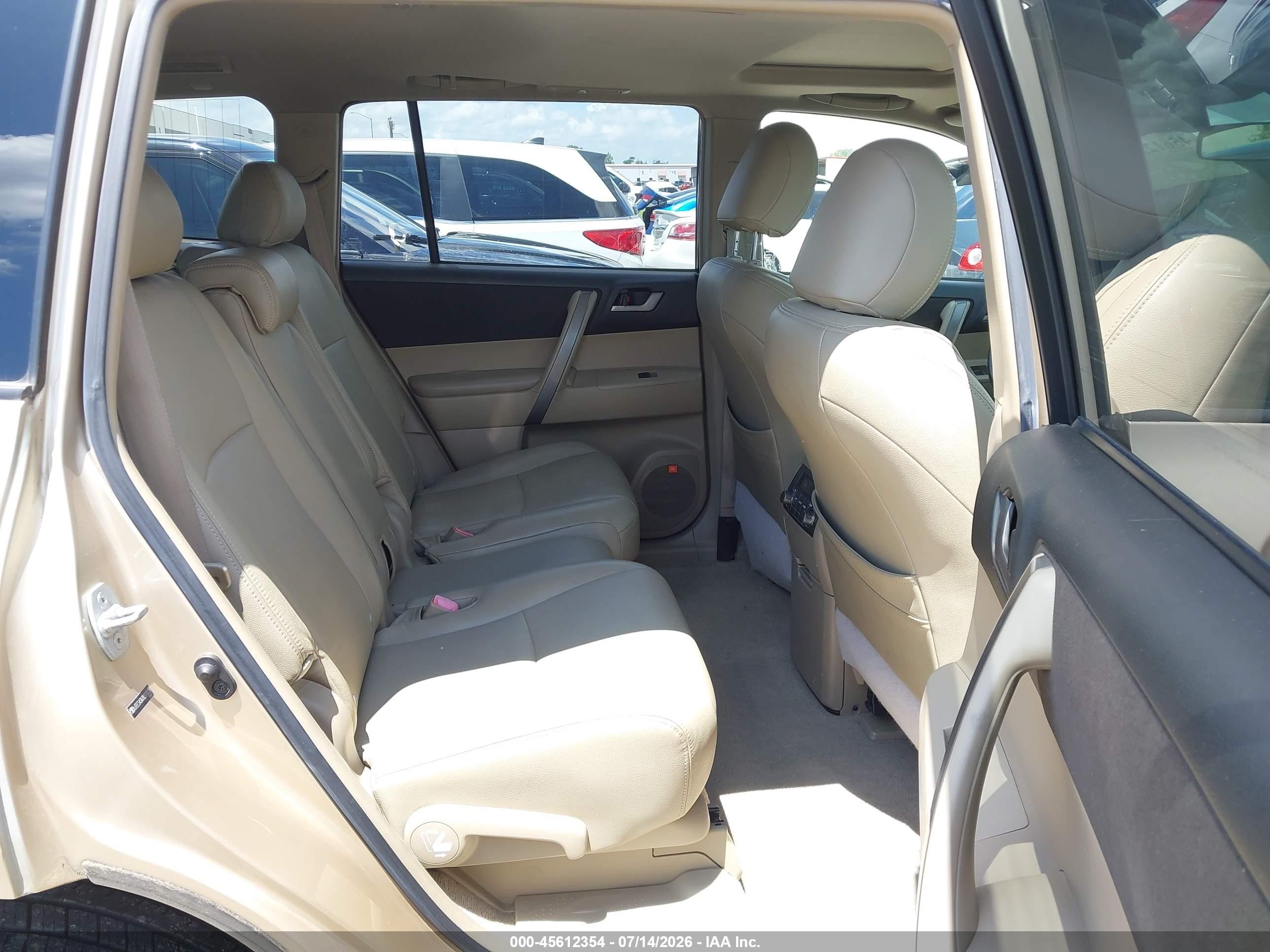 2008 Toyota Highlander Sport Gold vin: JTEES43A782018227