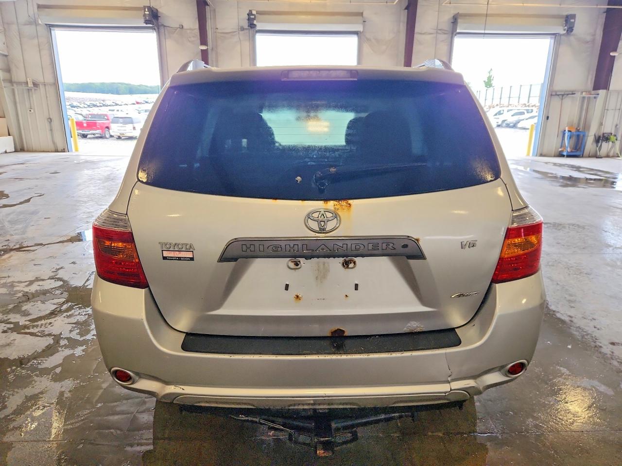 2008 Toyota Highlander Sport Silver vin: JTEES43A782101849