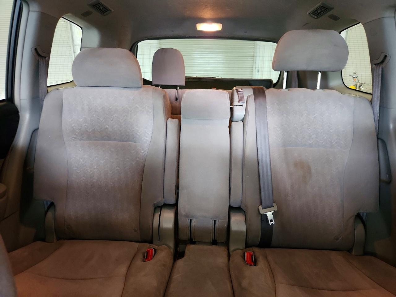 2008 Toyota Highlander Sport Silver vin: JTEES43A782101849