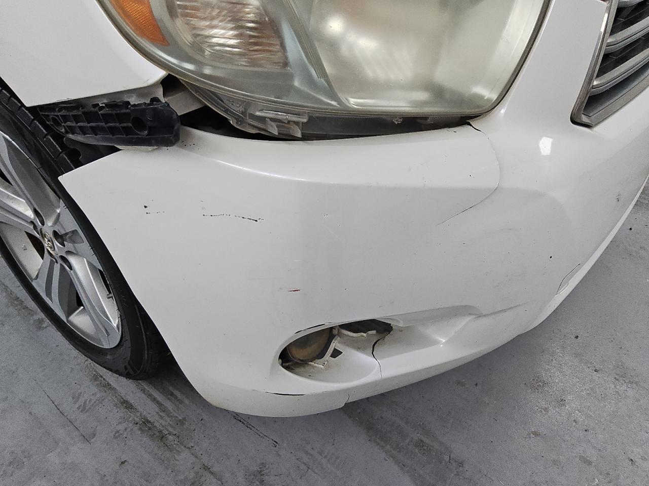 2009 Toyota Highlander Sport Серый vin: JTEES43A892122887 Damage: Front Bumper, Broken, Replacement Required