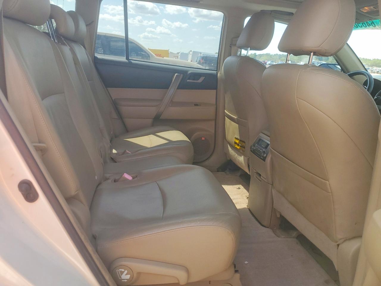 2008 Toyota Highlander Sport Белый vin: JTEES43A982024126