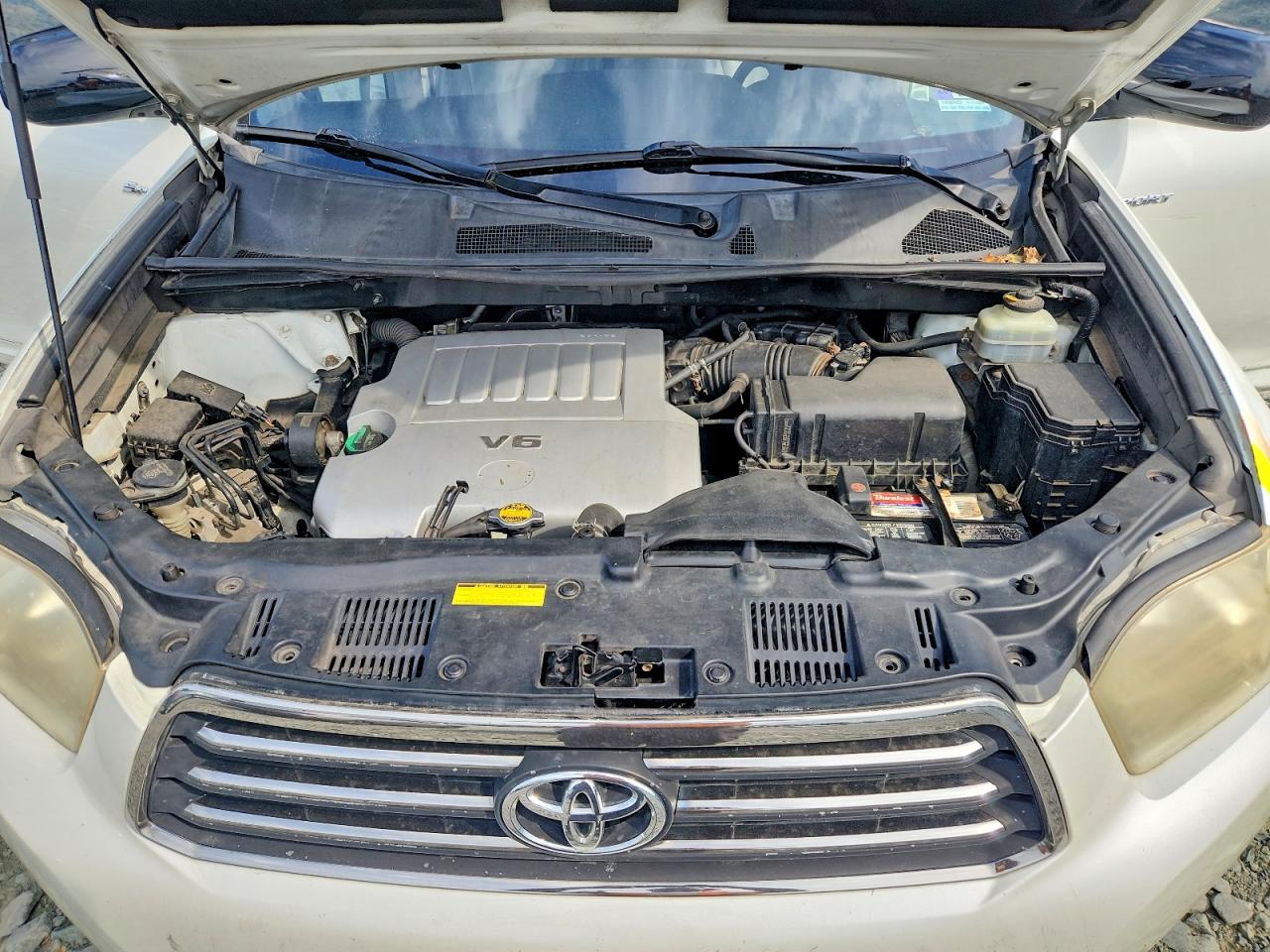2008 Toyota Highlander Sport White vin: JTEES43A982085122