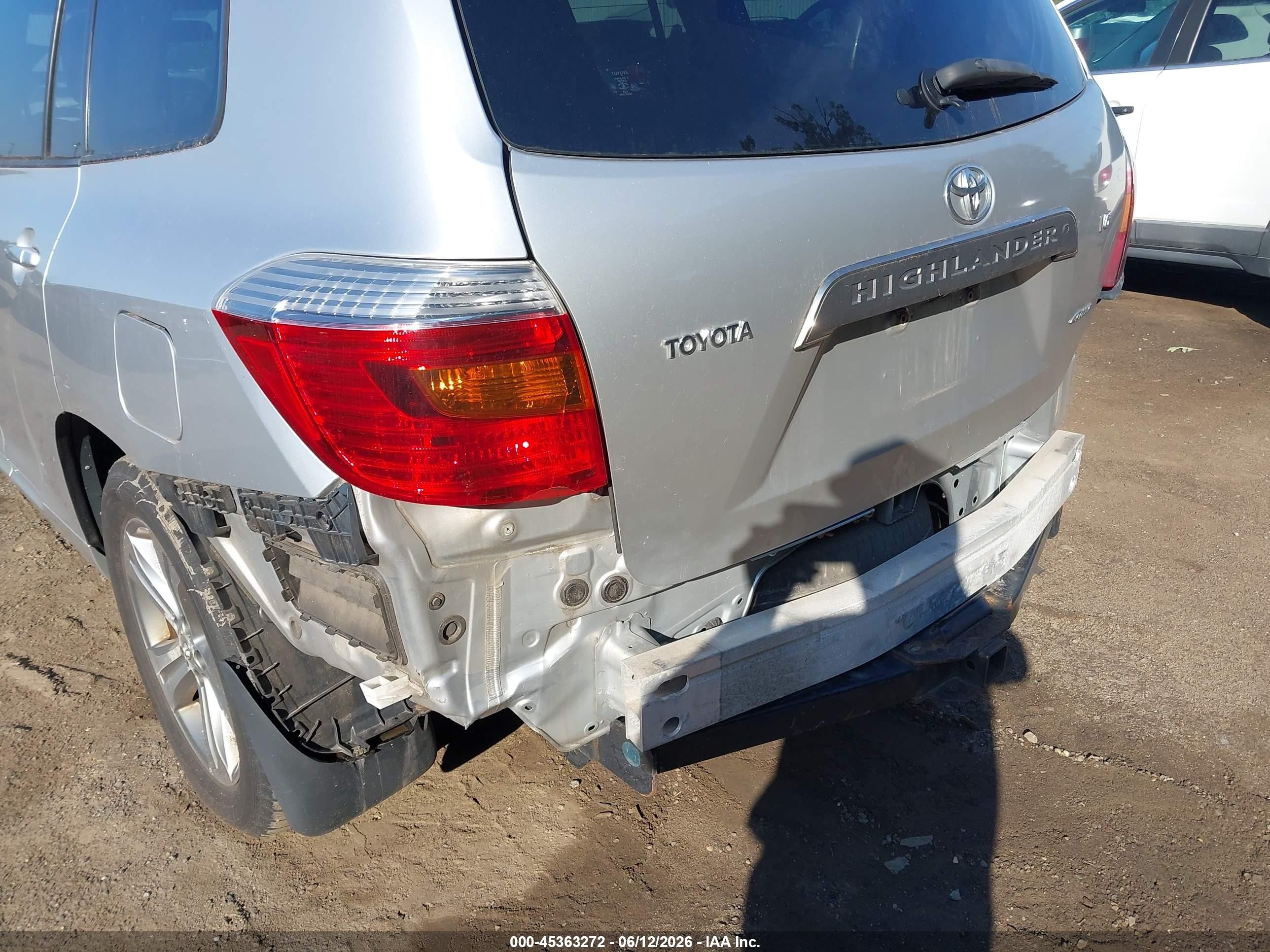 2009 Toyota Highlander Sport Silver vin: JTEES43A992133056