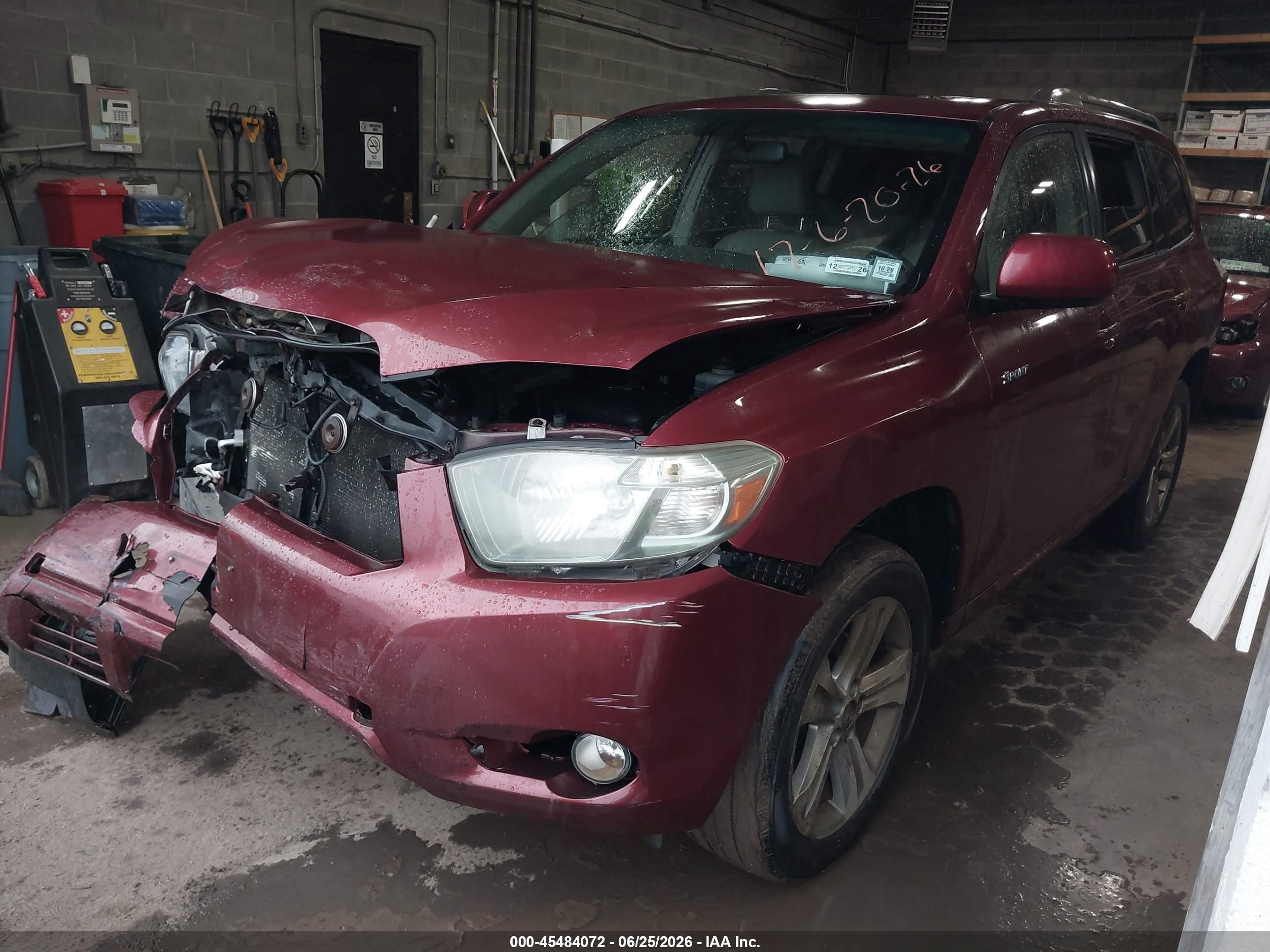 2008 Toyota Highlander Sport Red vin: JTEES43AX82083525