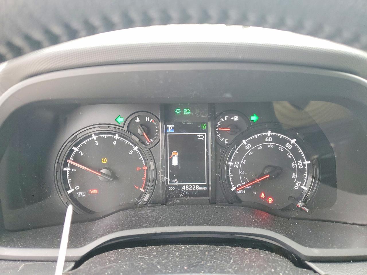 2023 Toyota 4runner Sr5 Белый vin: JTEEU5JR1P5297017