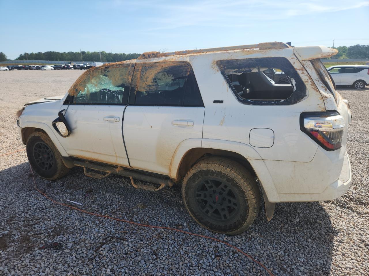 2023 Toyota 4runner Sr5 White vin: JTEEU5JR2P5294823