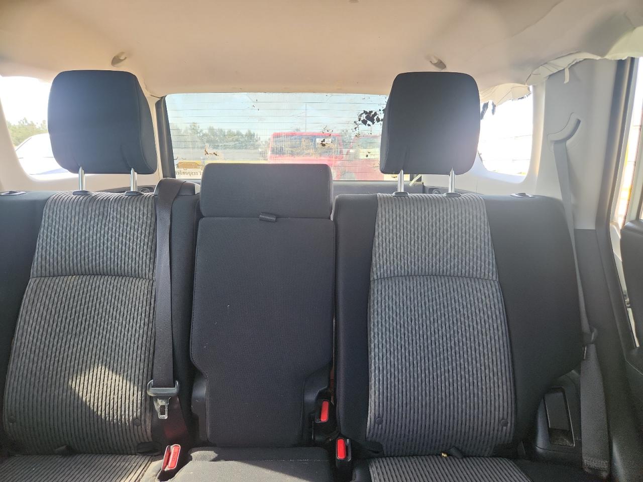 2023 Toyota 4runner Sr5 White vin: JTEEU5JR2P5294823