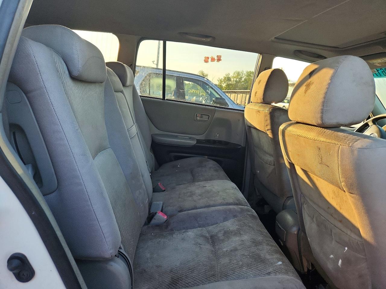 2007 Toyota Highlander Hybrid White vin: JTEEW21A170036602