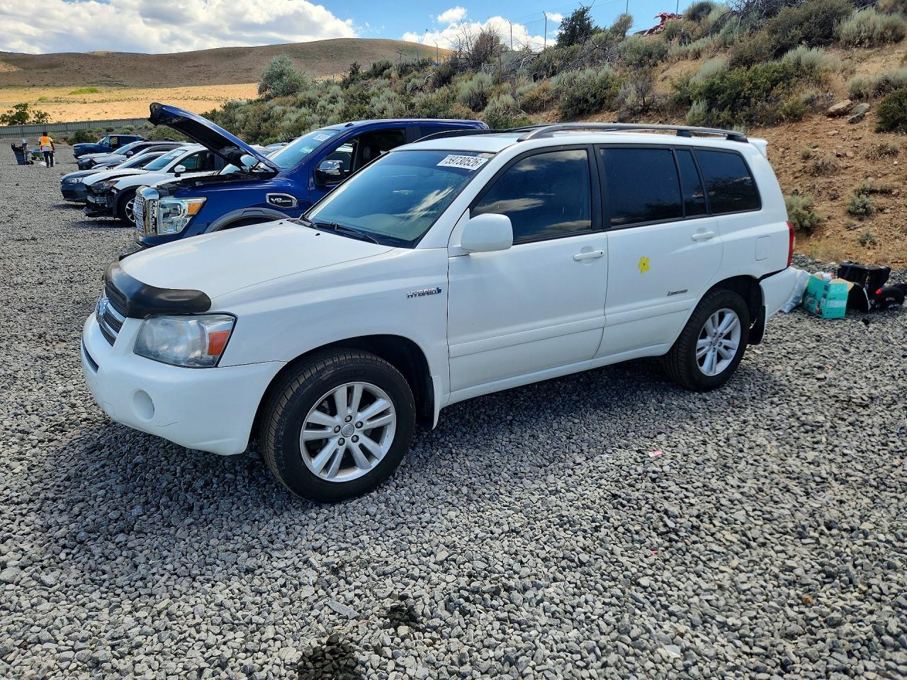 2007 Toyota Highlander Hybrid White vin: JTEEW21A270049147