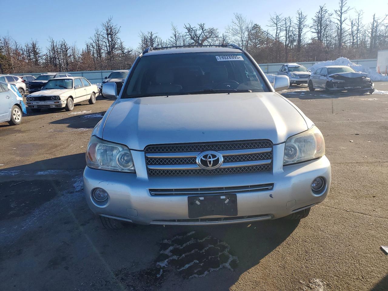 2006 Toyota Highlander Hybrid Silver vin: JTEEW21A460022207
