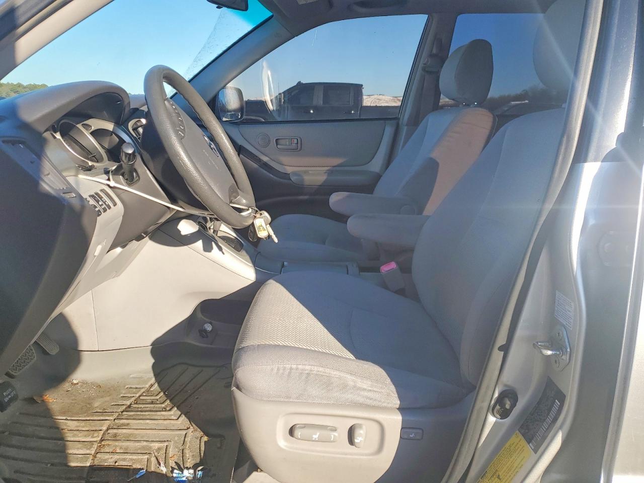 2006 Toyota Highlander Hybrid Silver vin: JTEEW21A460022207