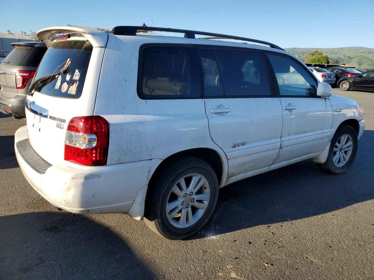 2006 Toyota Highlander Hybrid Limited White vin: JTEEW21A460029755