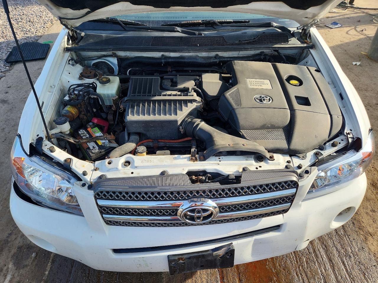2006 Toyota Highlander Hybrid White vin: JTEEW21A560012866