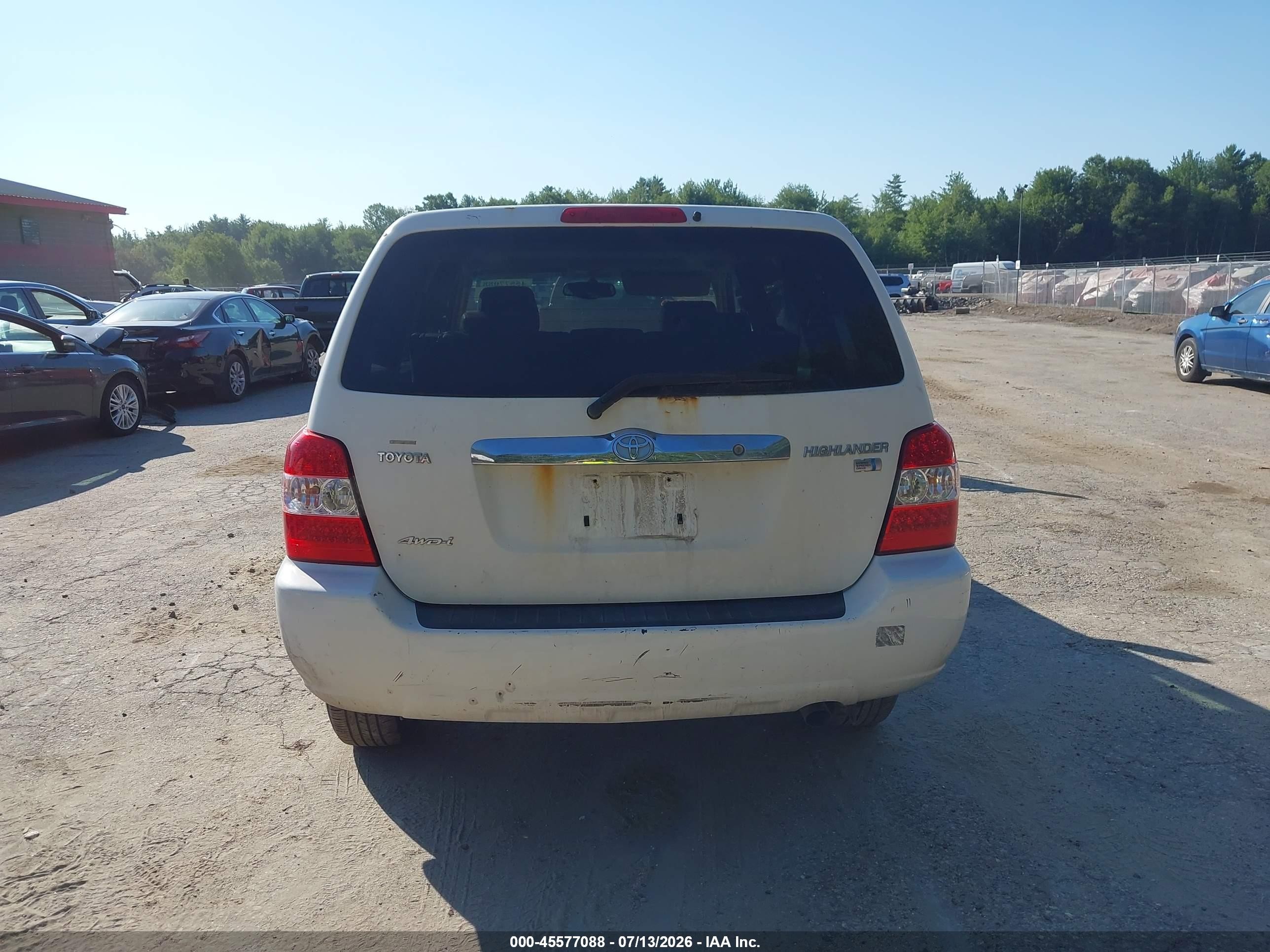 2006 Toyota Highlander Hybrid Limited V6 White vin: JTEEW21A660007787