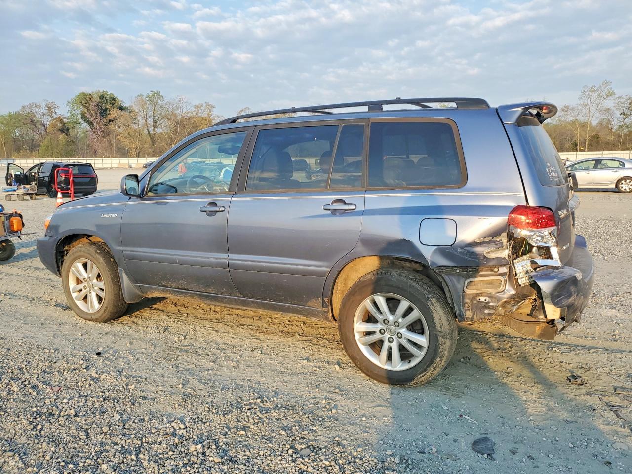 2006 Toyota Highlander Hybrid Limited Blue vin: JTEEW21A760017549